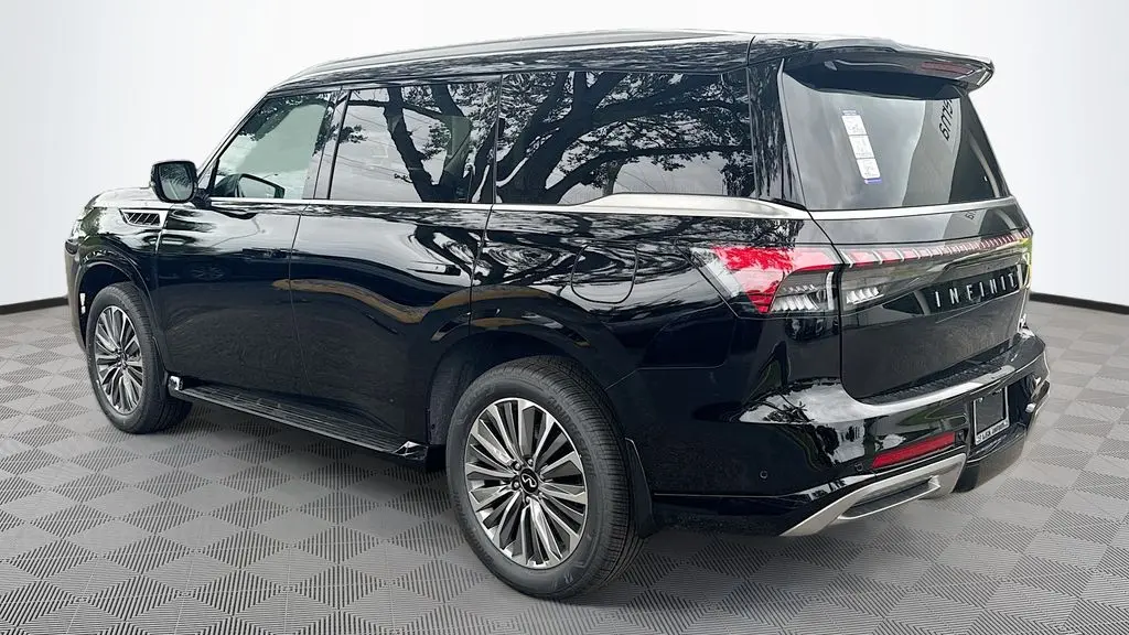 2026 INFINITI QX80 Luxe