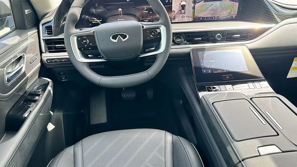 2027 INFINITI QX80 Luxe