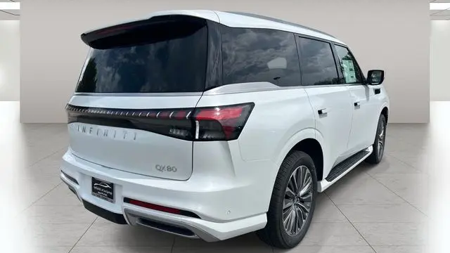 2026 INFINITI QX80 Luxe