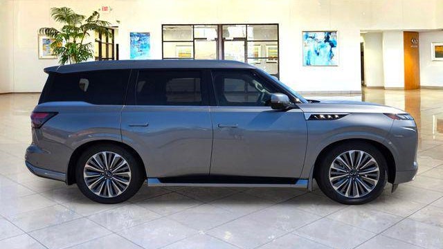 2027 INFINITI QX80 Luxe