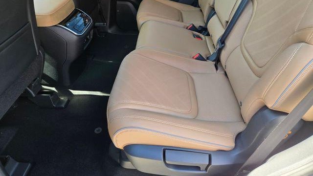 2027 INFINITI QX80 Luxe