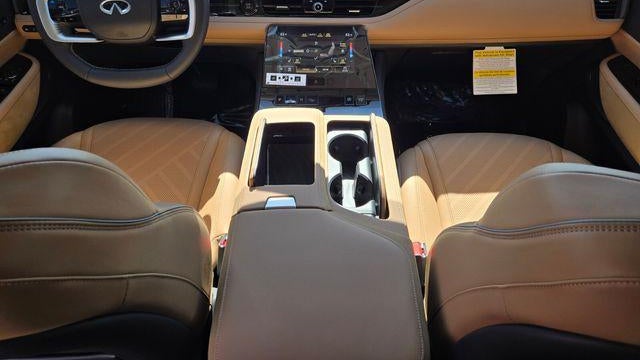 2027 INFINITI QX80 Luxe