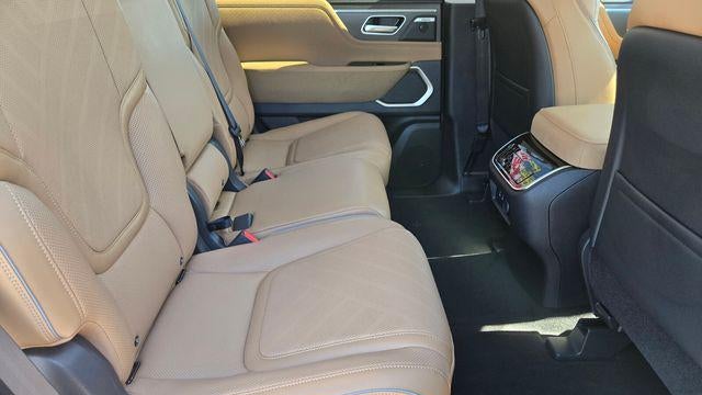 2027 INFINITI QX80 Luxe