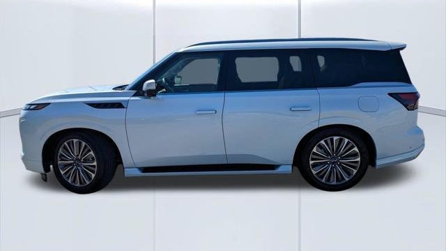 2027 INFINITI QX80 Luxe