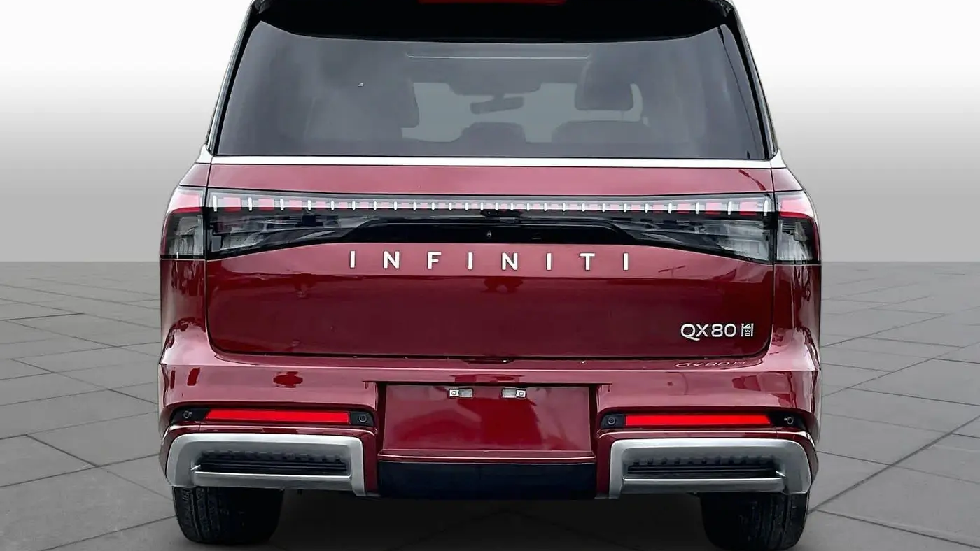 2025 INFINITI QX80 Luxe