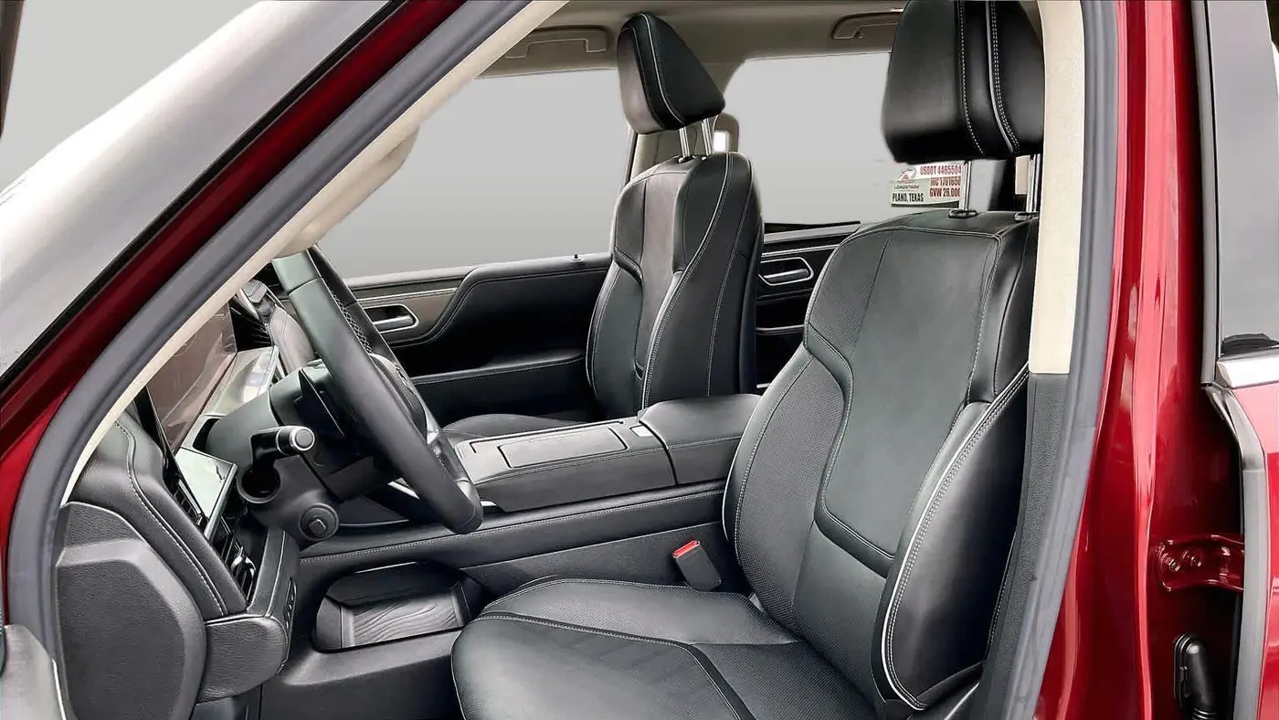 2025 INFINITI QX80 Luxe