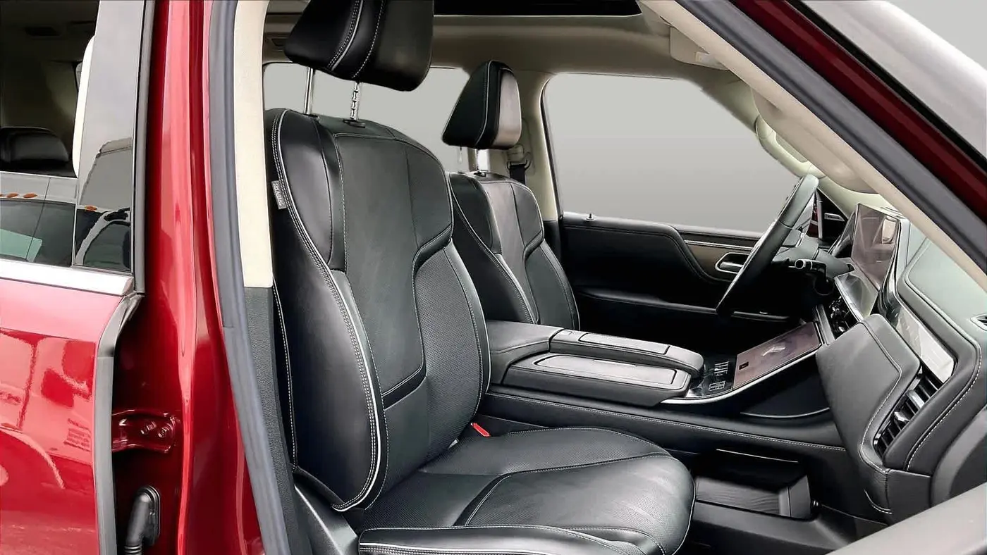 2025 INFINITI QX80 Luxe