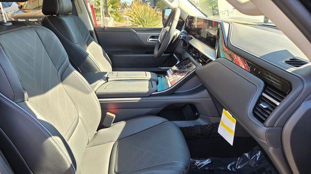 2027 INFINITI QX80 Luxe
