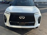 2025 QX80 Thumbnail 3