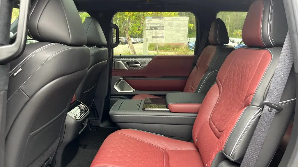 2025 INFINITI QX80 Autograph