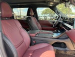 2026 QX80 Thumbnail 16