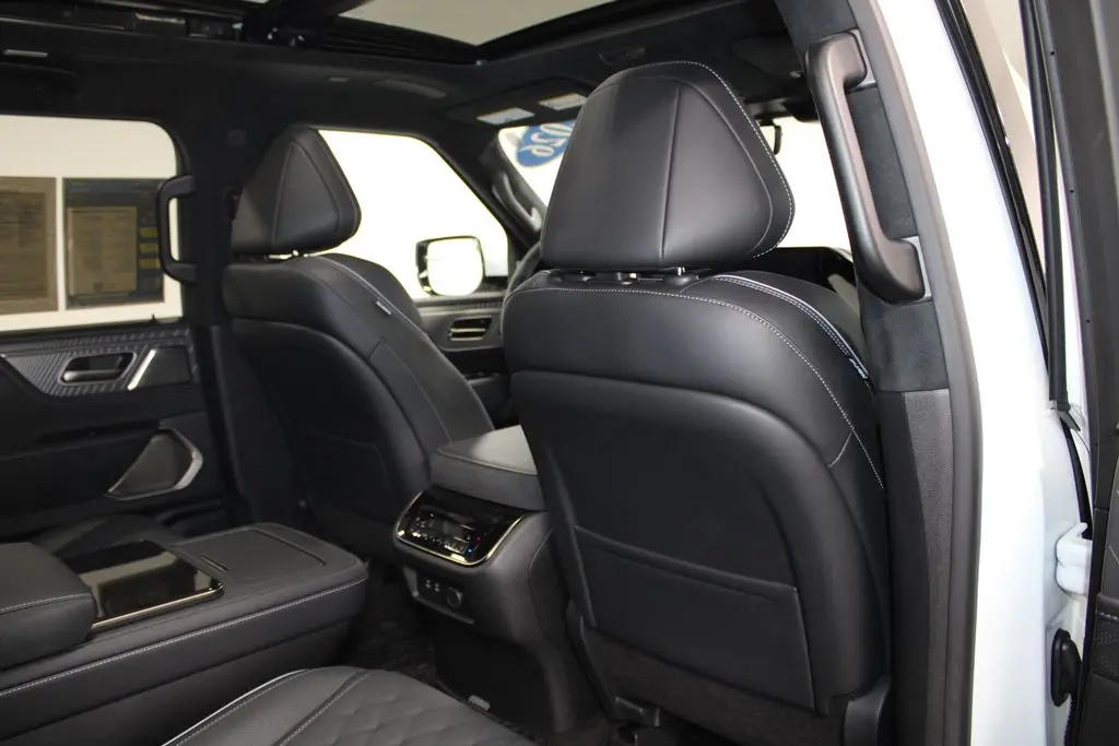 2026 INFINITI QX80 - $91,158
