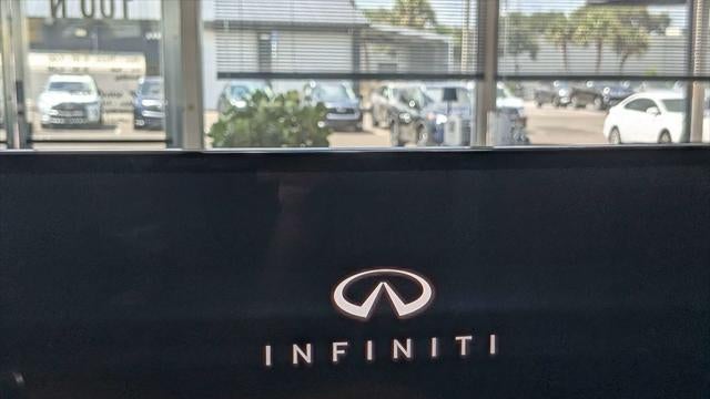 2027 INFINITI QX80 Autograph