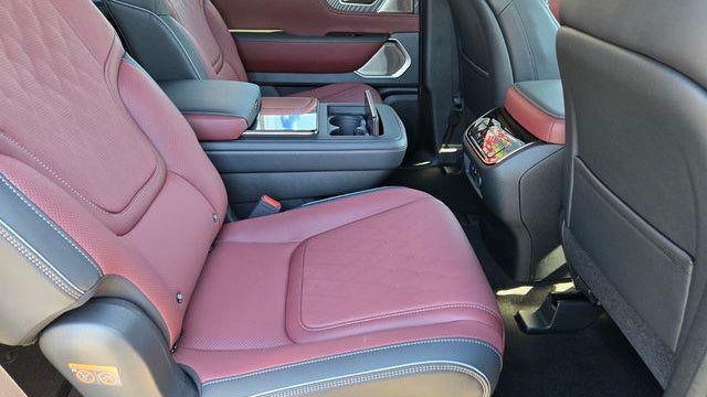 2027 INFINITI QX80 Autograph