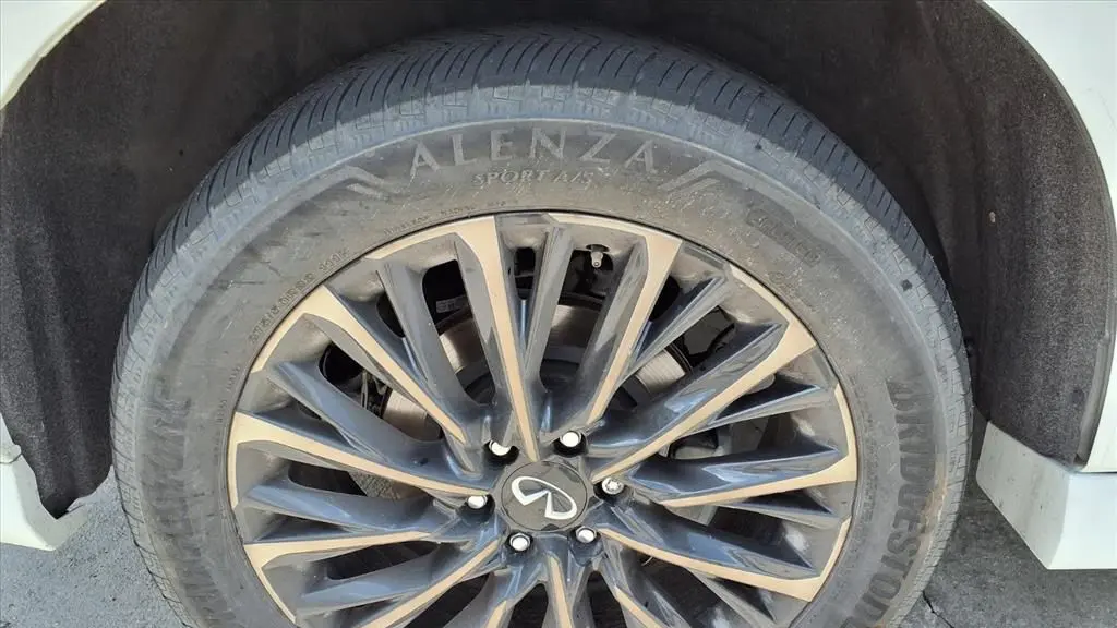 2025 INFINITI QX80 Autograph