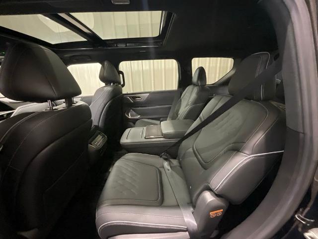 2026 INFINITI QX80 - $81,465