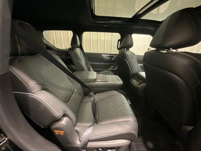 2026 INFINITI QX80 - $81,465