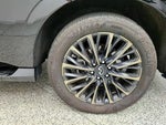 2025 QX80 Thumbnail 9