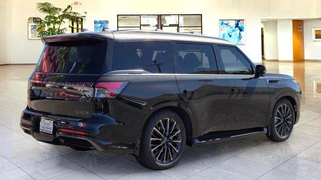 2027 INFINITI QX80 Autograph