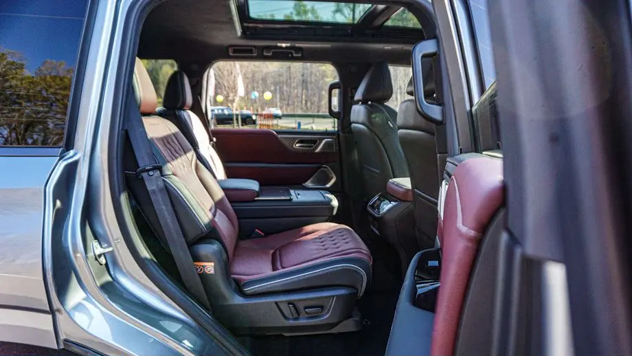 2025 INFINITI QX80 Autograph