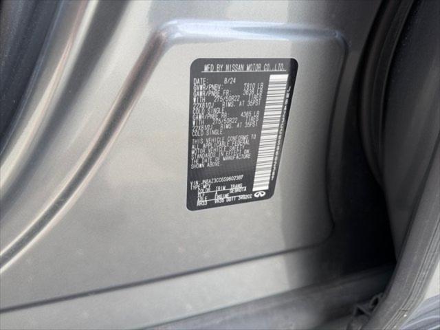 2025 INFINITI QX80 - $84,995