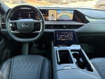 2025 QX80 Thumbnail 12