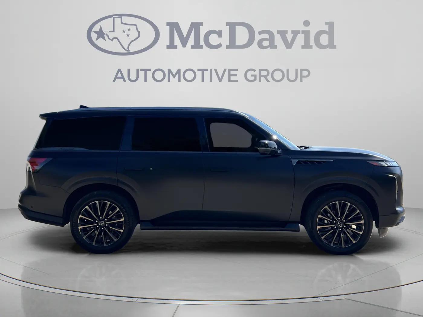 2025 INFINITI QX80 - $71,999