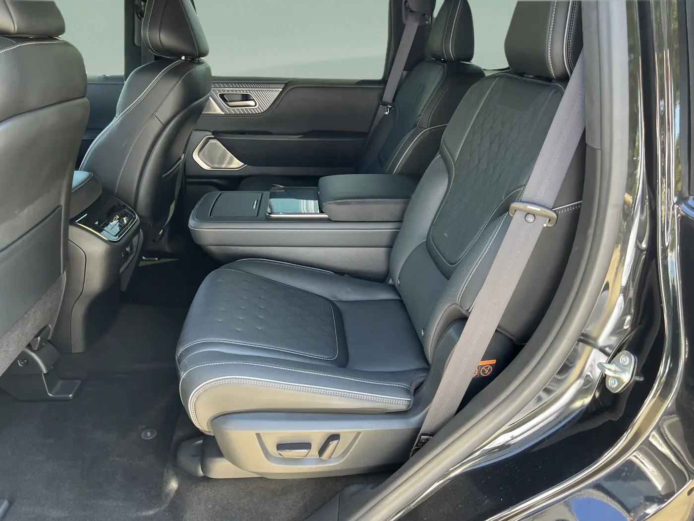 2025 INFINITI QX80 - $71,999