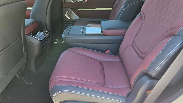 2027 INFINITI QX80 Autograph