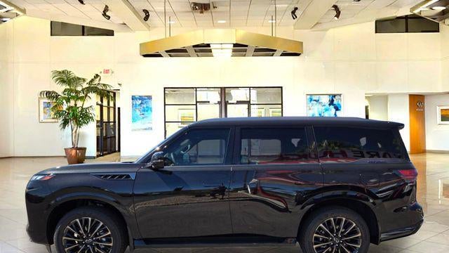 2027 INFINITI QX80 Autograph