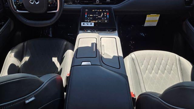 2027 INFINITI QX80 Autograph