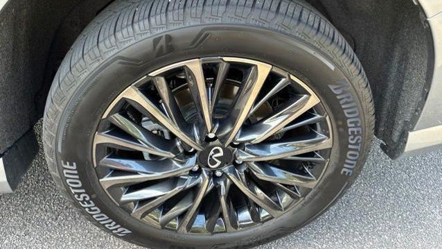 2025 INFINITI QX80 Autograph