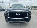 2025 QX80 Thumbnail 3