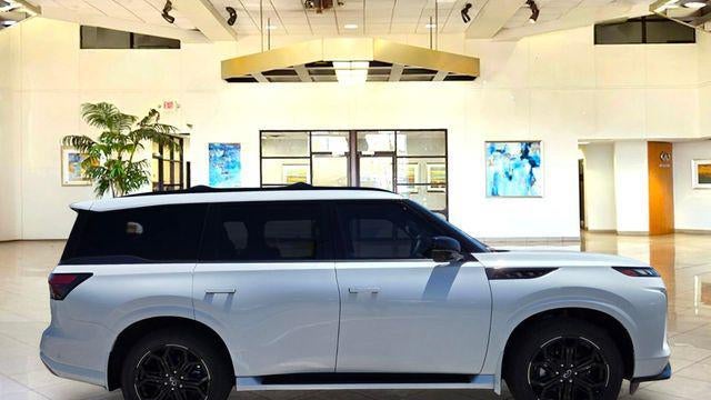2027 INFINITI QX80 Sport