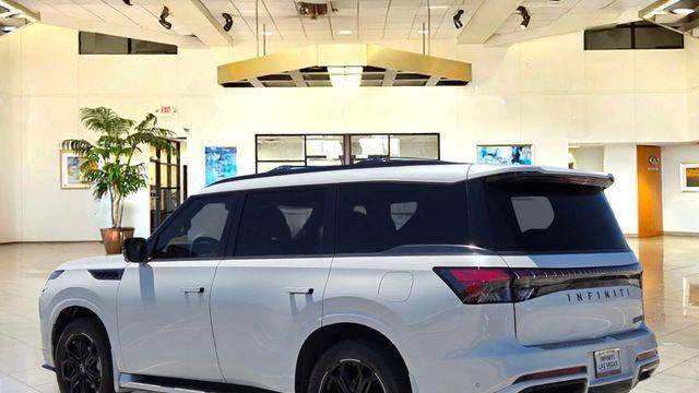 2027 INFINITI QX80 Sport