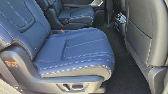 2027 INFINITI QX80 Sport