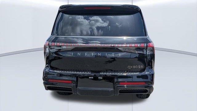2027 INFINITI QX80 Sport