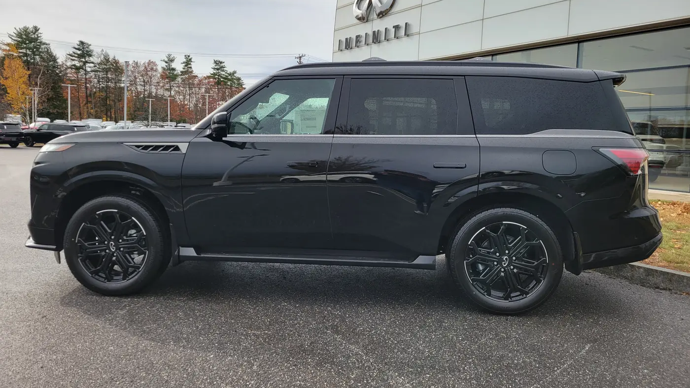2026 INFINITI QX80 Sport