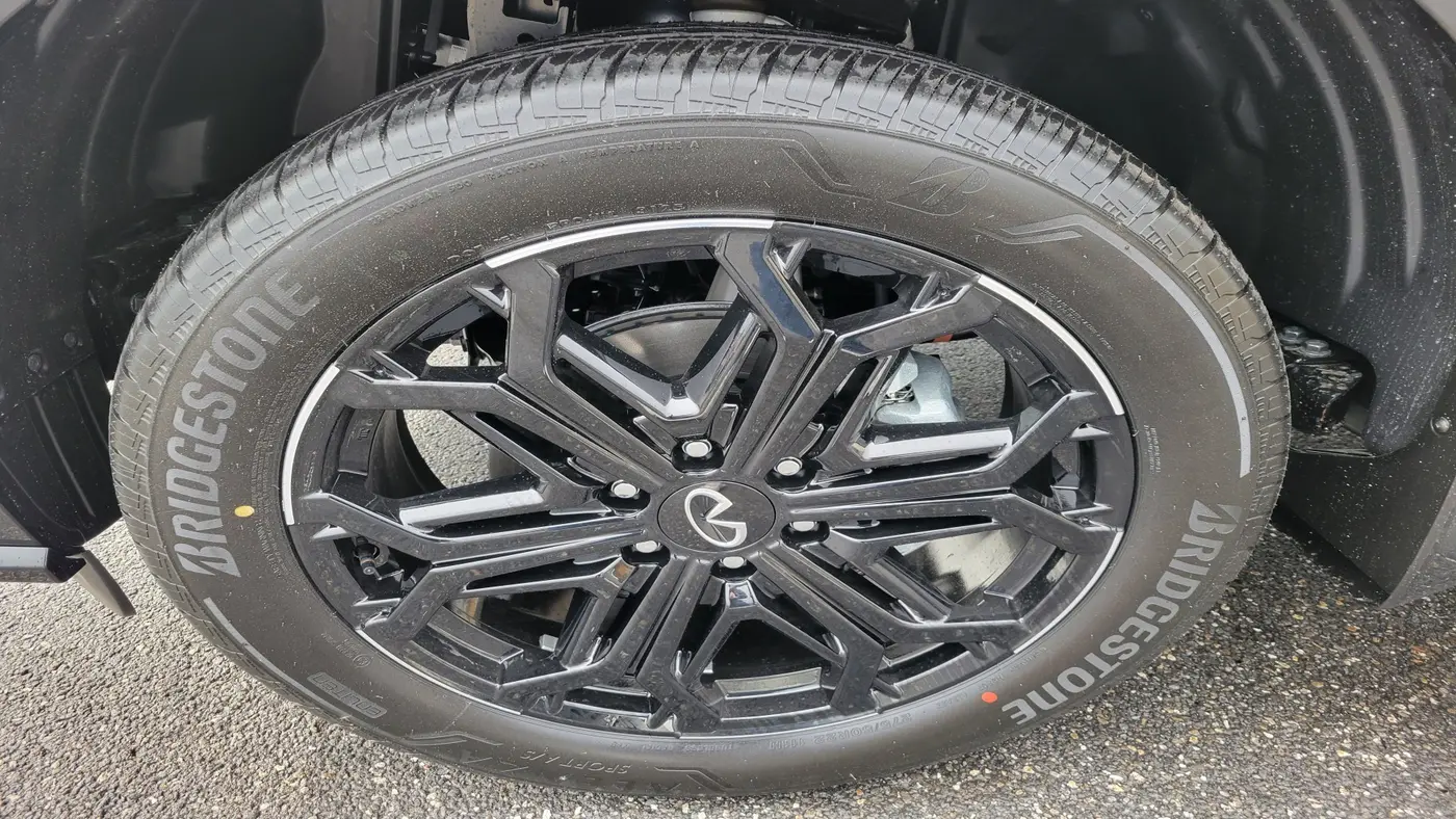 2026 INFINITI QX80 Sport