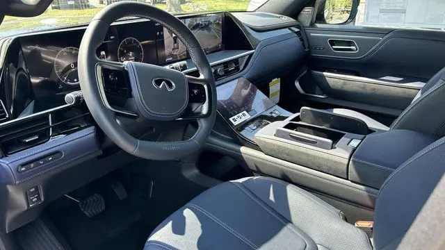 2026 INFINITI QX80 Sport