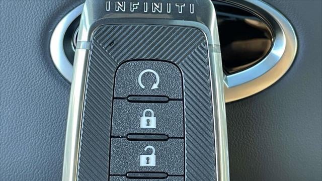 2026 INFINITI QX80 Sport