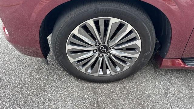 2025 INFINITI QX80 Sensory