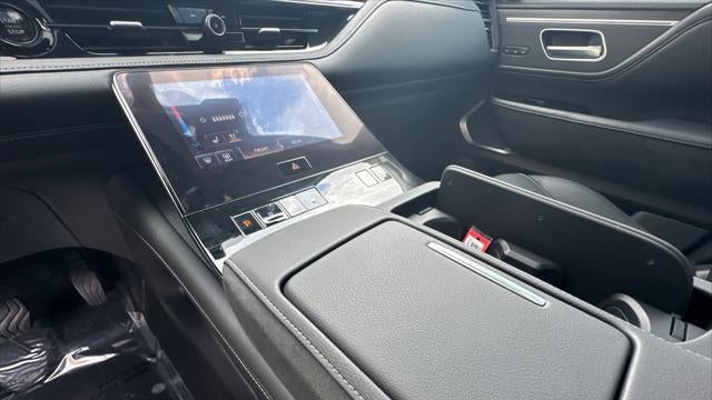 2025 INFINITI QX80 Sensory