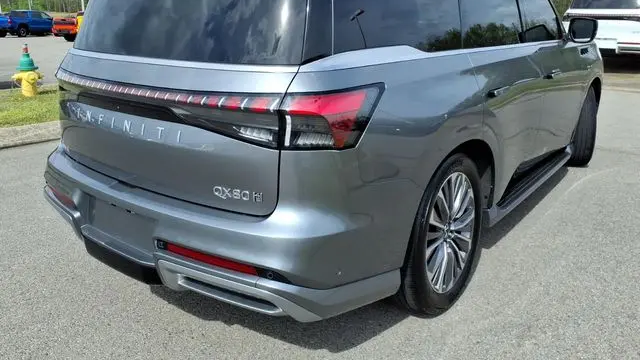 2025 INFINITI QX80 Sensory