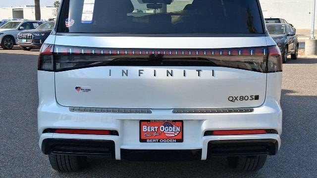 2026 INFINITI QX80 Sport