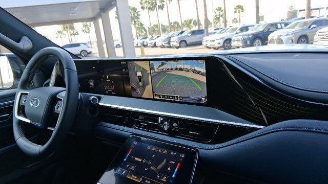 2026 INFINITI QX80 Sport