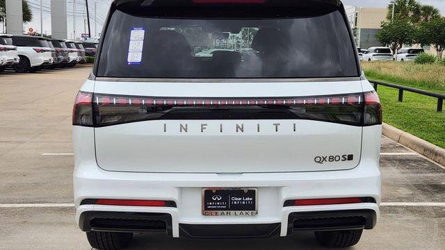 2026 INFINITI QX80 Sport