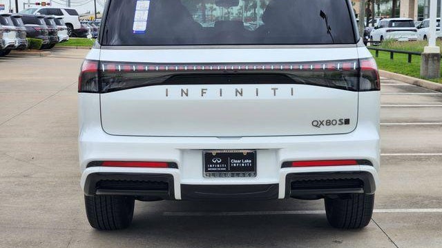2026 INFINITI QX80 Sport