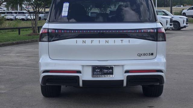 2026 INFINITI QX80 Sport