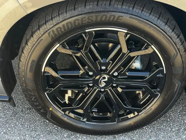 2026 INFINITI QX80 - $84,900